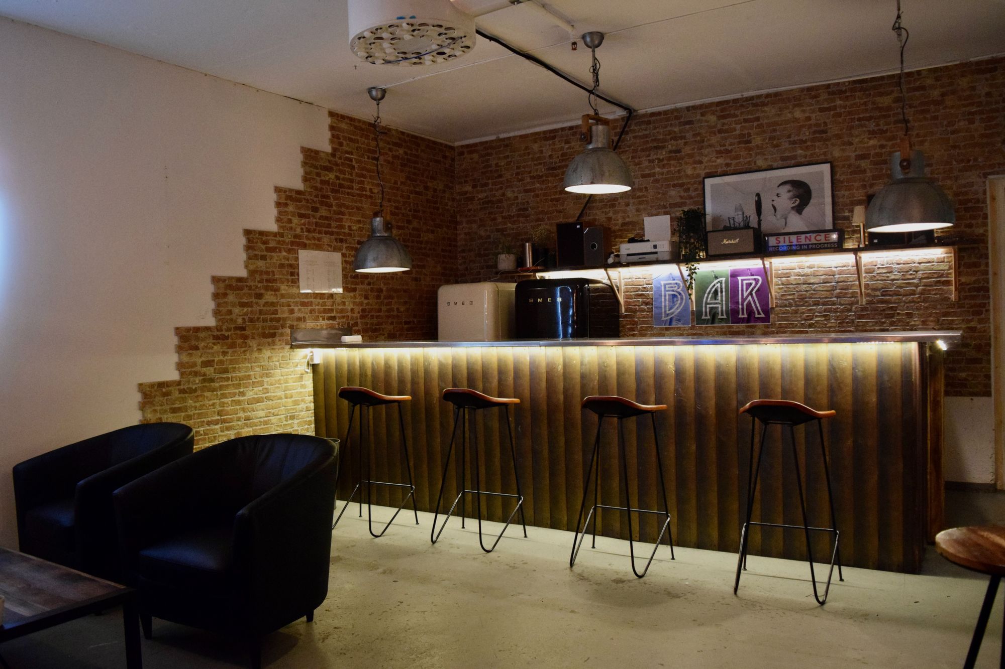 På The Creative Lounge kan du bjuda gästerna på medhavd dryck i baren