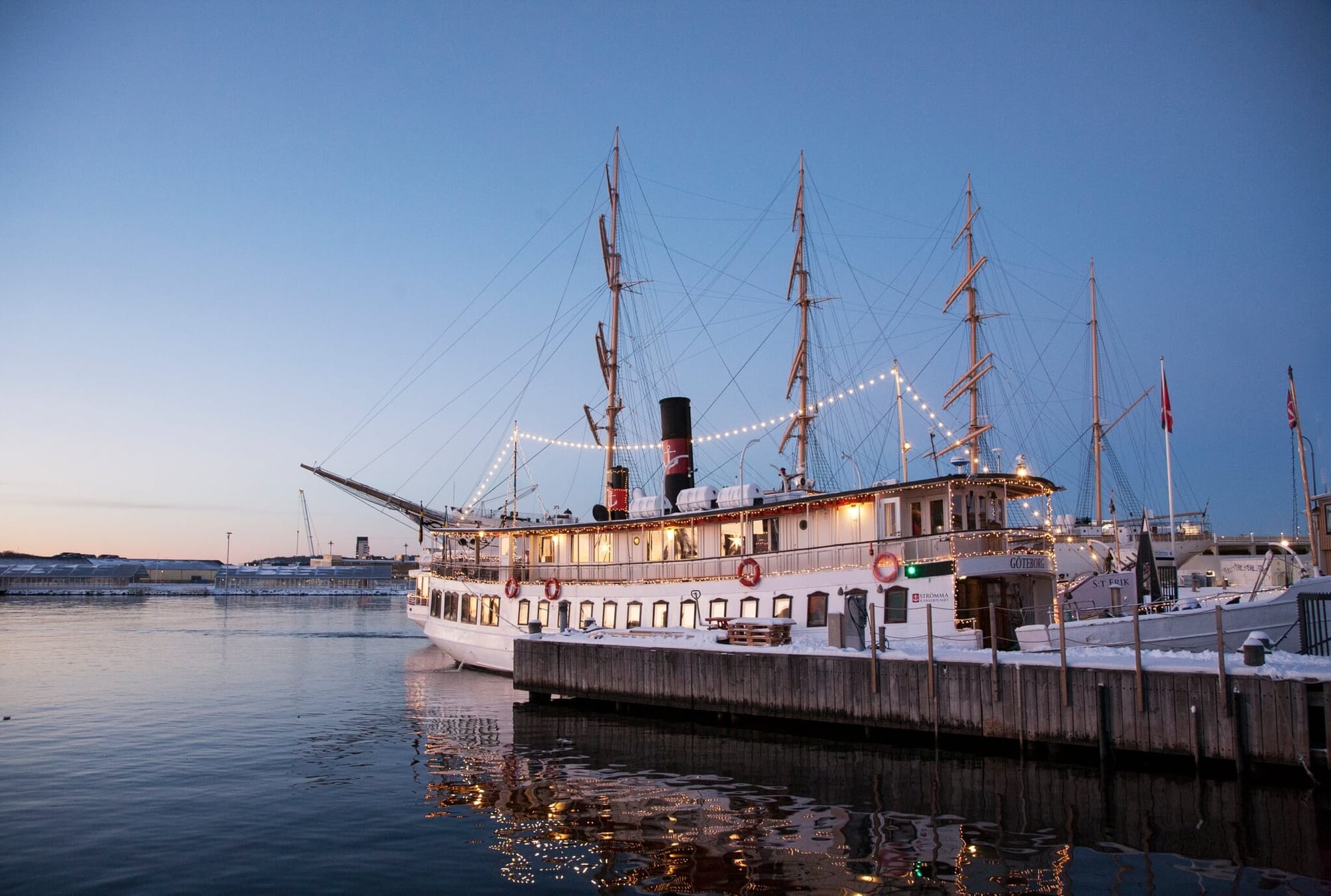 Hyr M/S Göteborg och upplev den känslan av att ha en egen båt för en dag