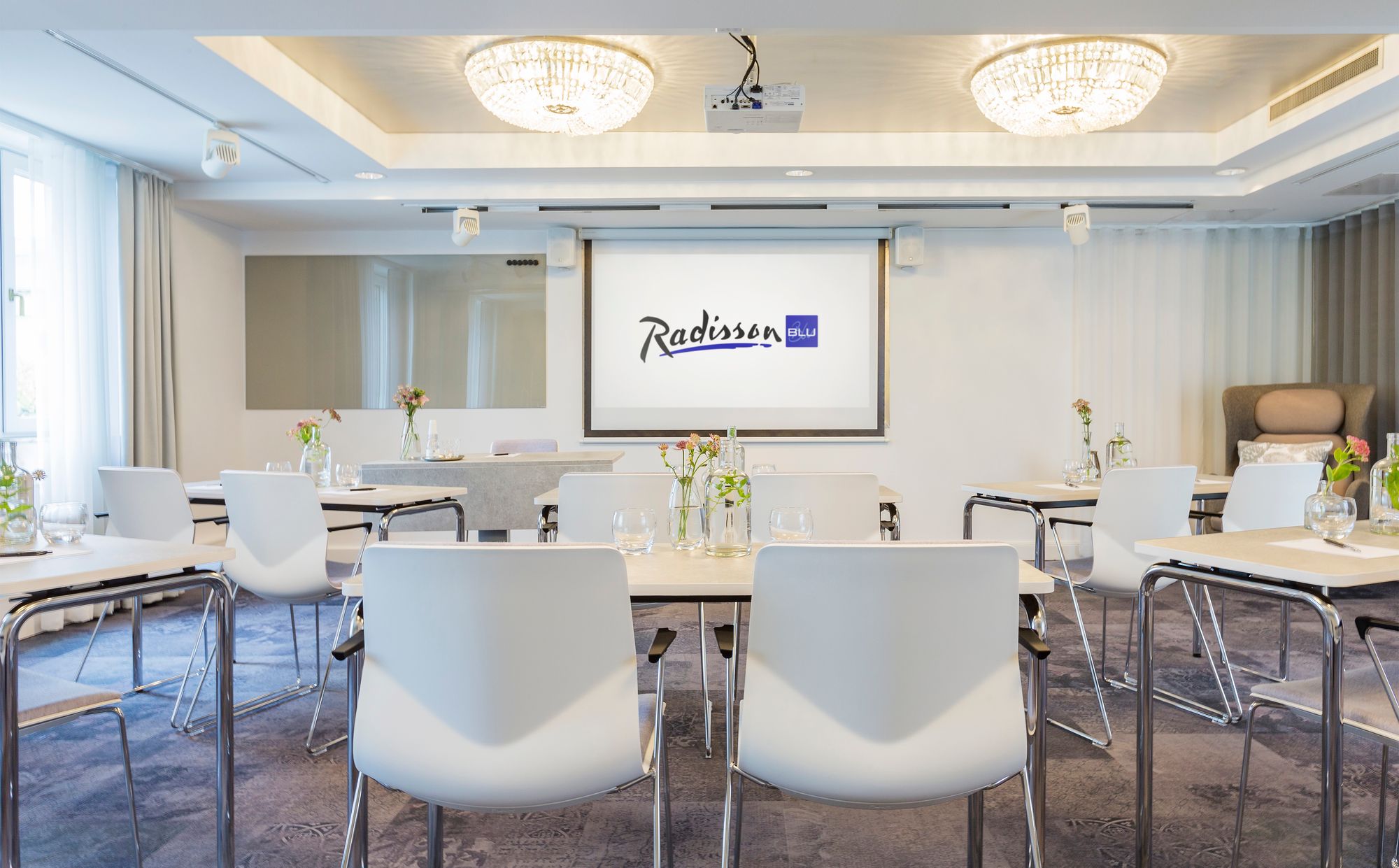 Radisson Blu Scandinavia har 12 anpassningsbara mötesrum och konferenslokaler