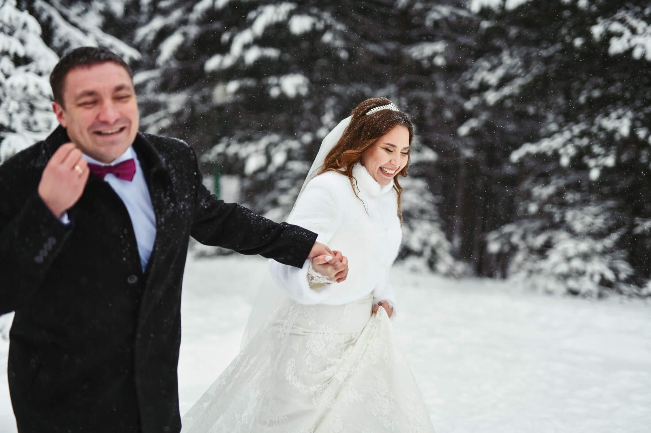 Ett vinterbröllop kan vara otroligt och vackert på alla sätt och vis