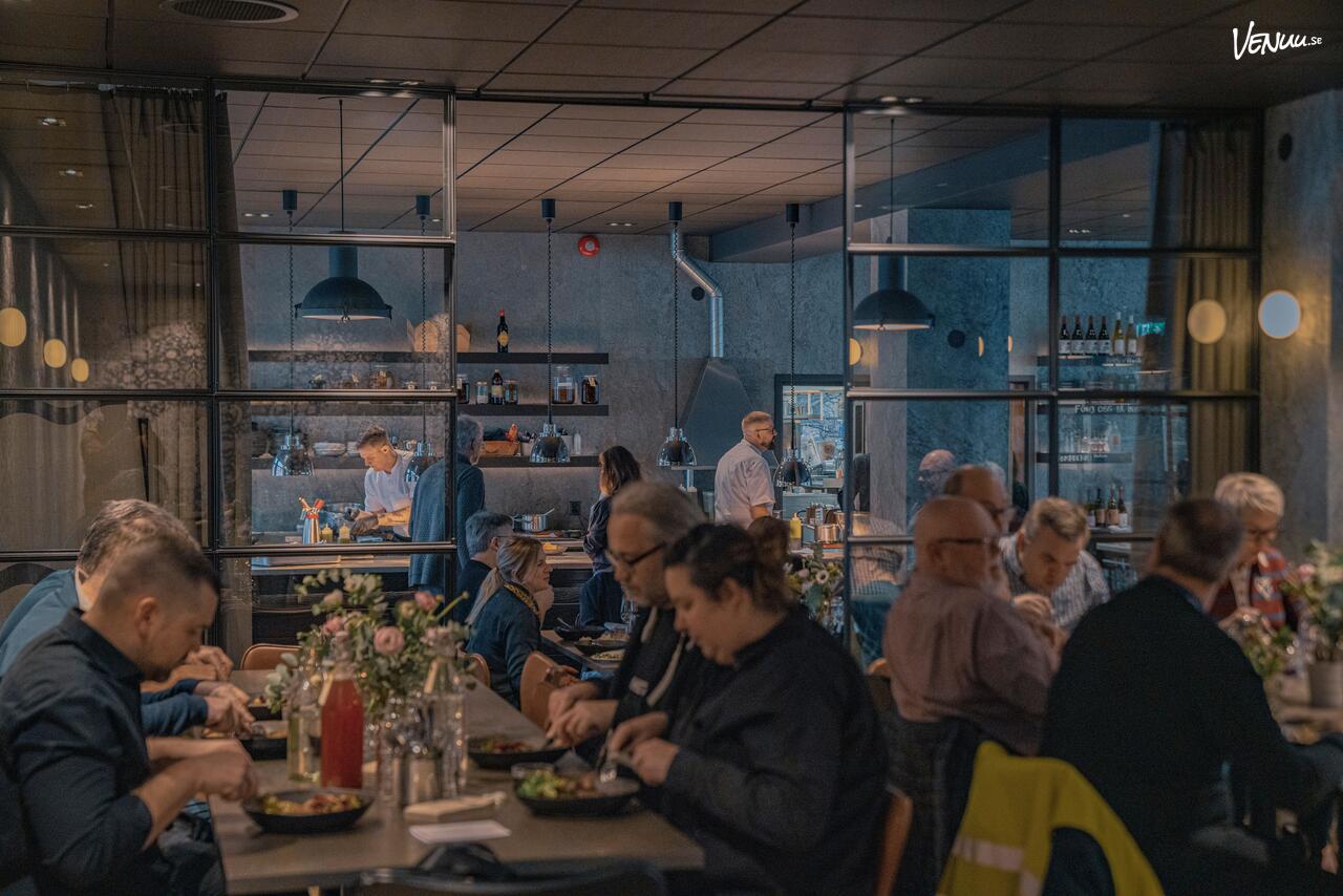 Folk Mat & Möten – Restaurang Mat är ett perfekt val för matälskande brudpar som vill bjuda sina gäster på en förstklassig kulinarisk upplevelse.