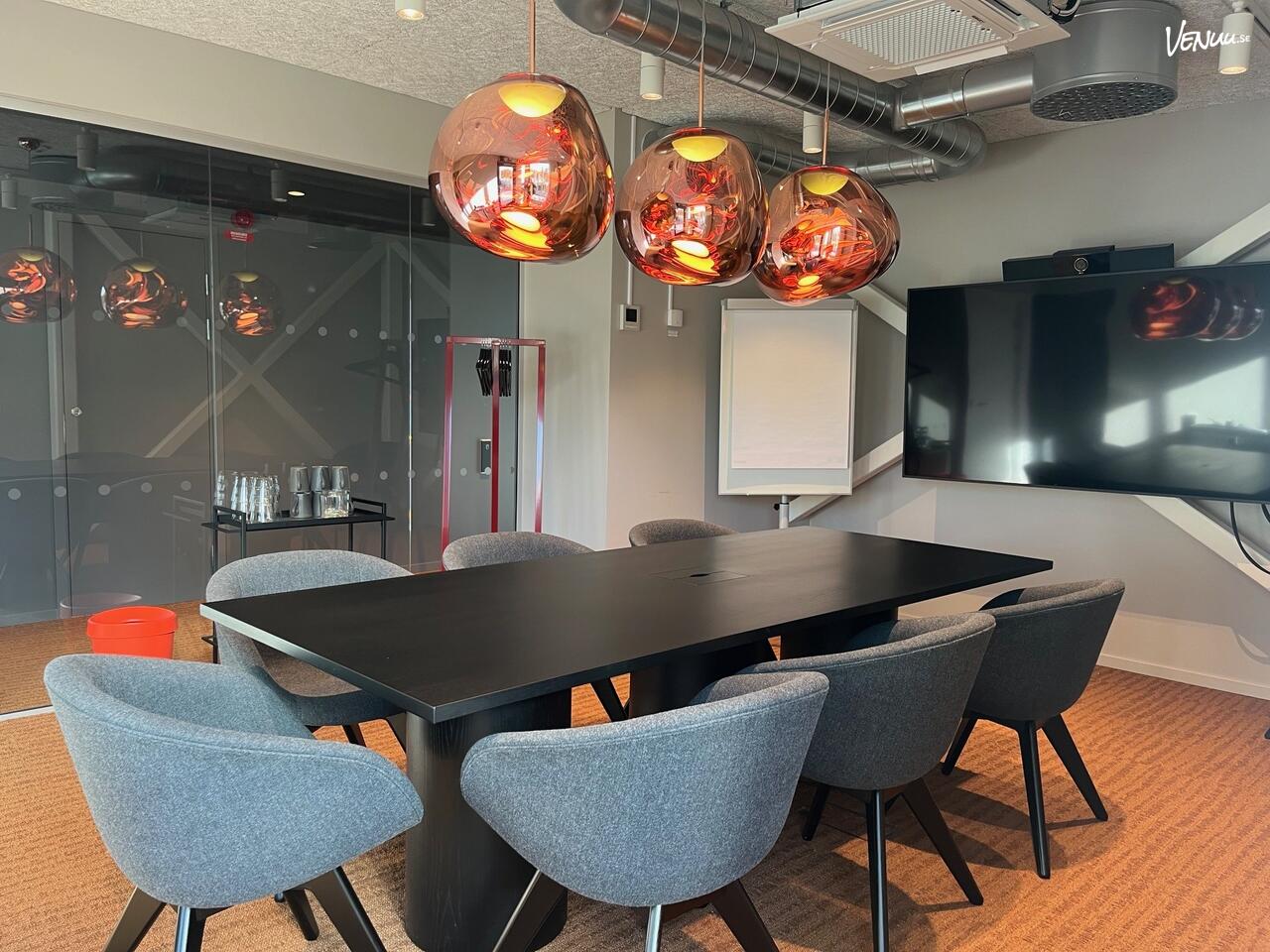 Spiralen på UNITY Malmö är ett exklusivt, tekniskt avancerat mötesrum med modern design.