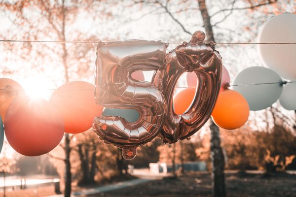 Tips och idéer som hjälper dig att lyckas med din 50-årsfest