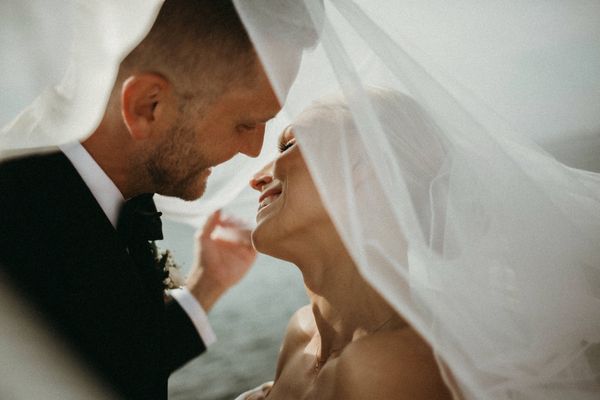 11 talangfulla bröllopsfotografer i Stockholm