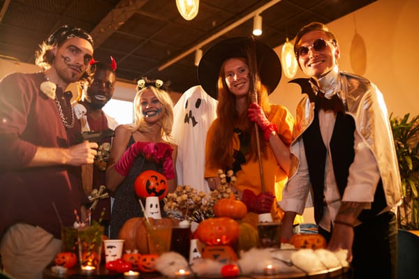 Halloween fest: 12 magiska tips för ett oförglömligt Halloween kalas!